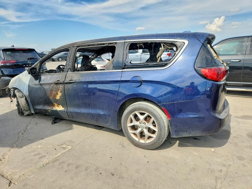 2018 CHRYSLER PACIFICA TOURING PLUS 2