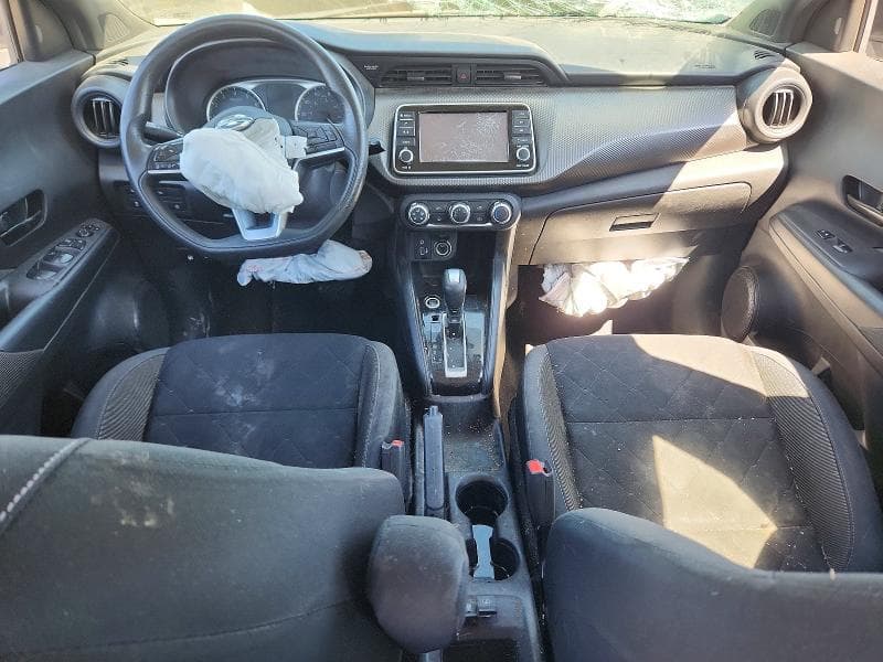 2020 NISSAN KICKS S 8