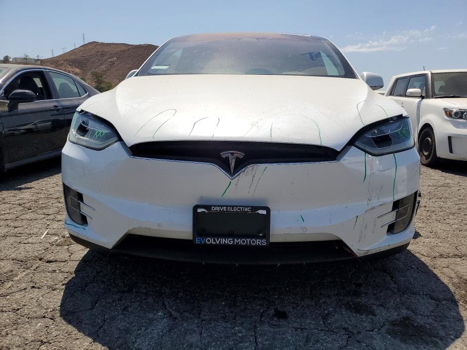 2018 TESLA MODEL X 5