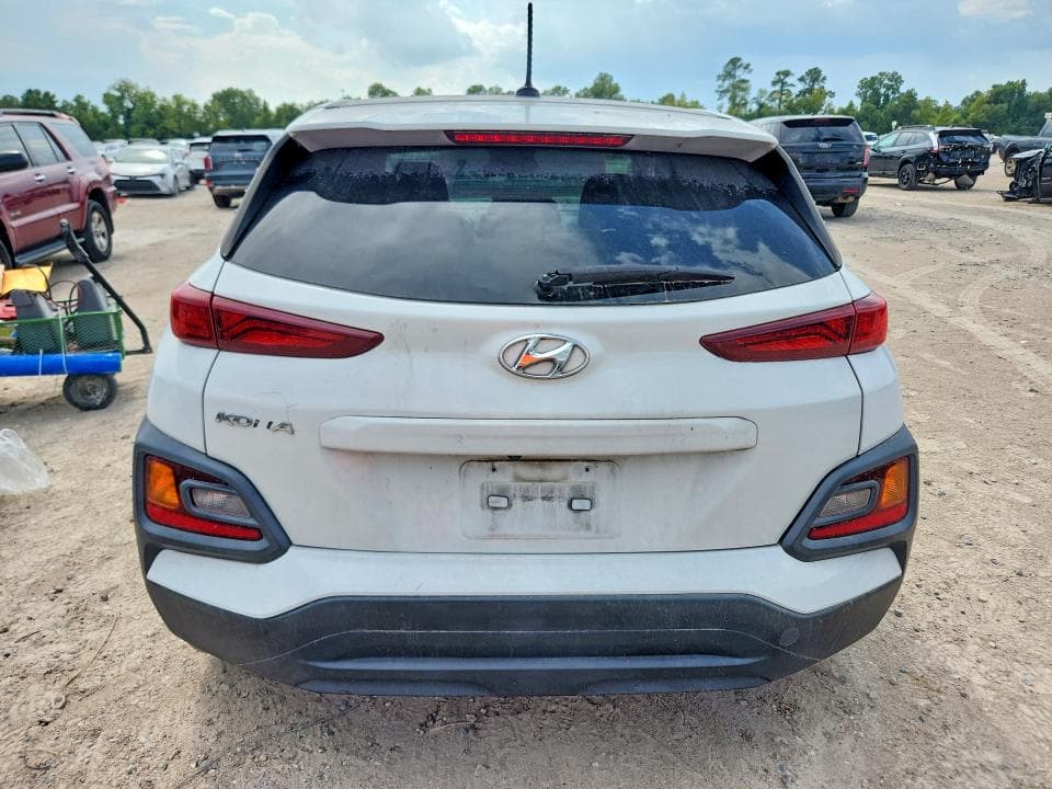 2020 HYUNDAI KONA SE 6