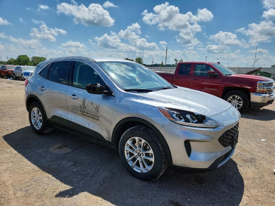 2022 FORD ESCAPE SE 4
