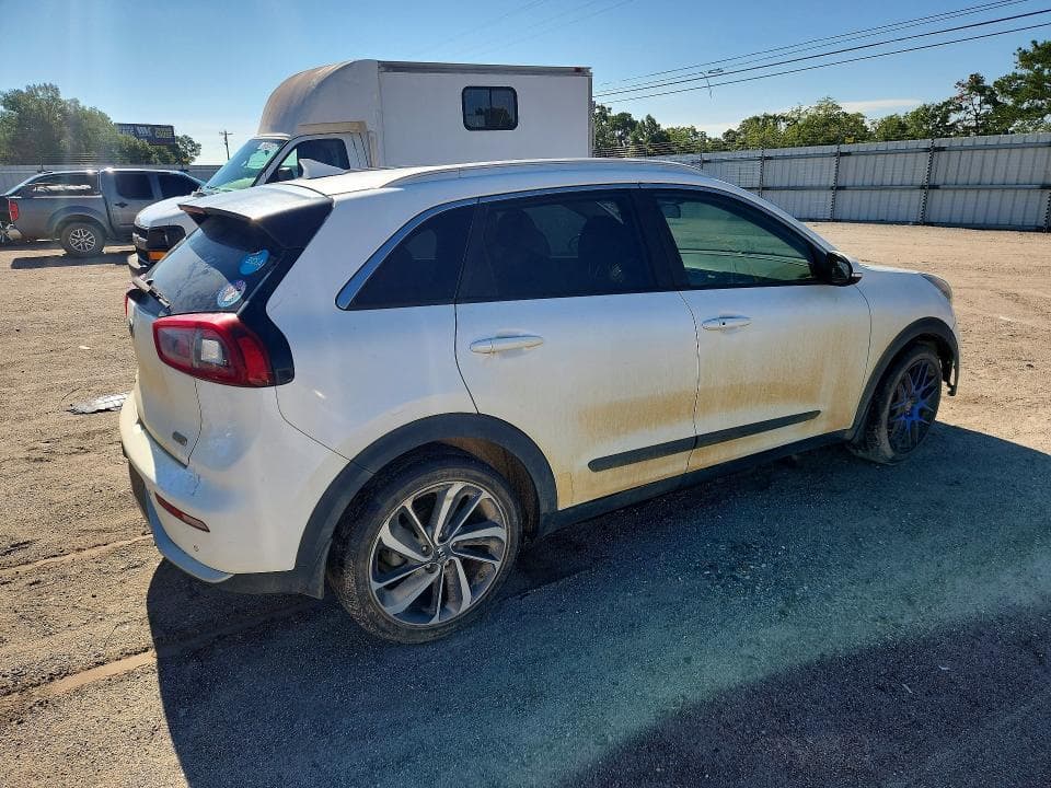 2017 KIA NIRO EX TOURING 3