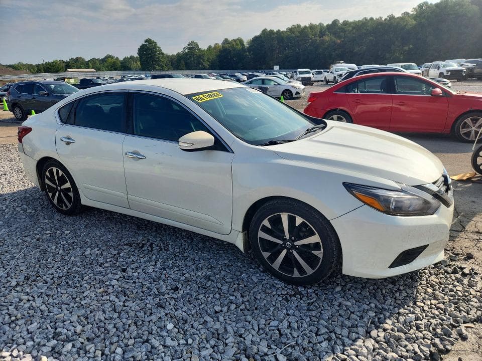 2018 NISSAN ALTIMA 2.5 SR 4