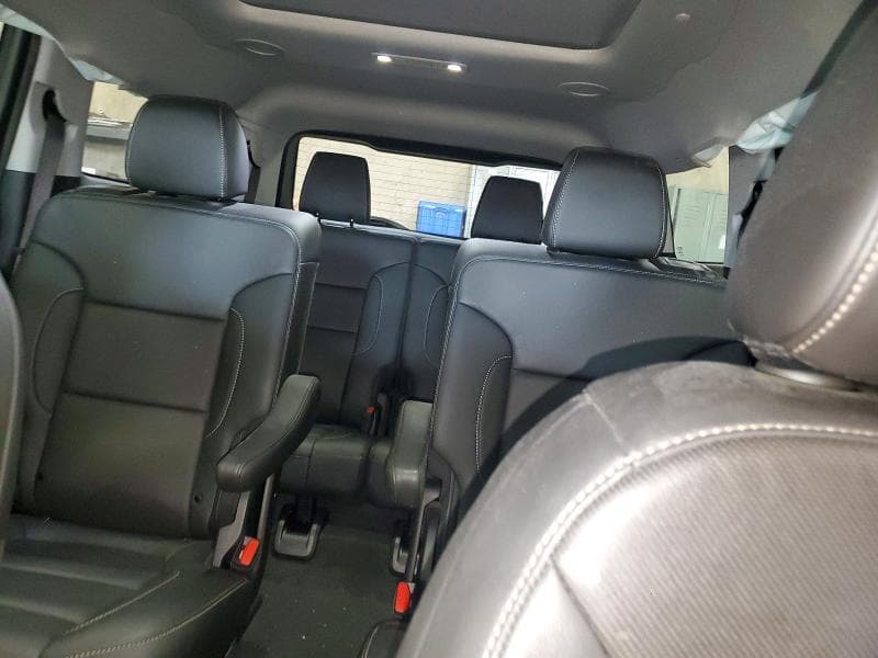 2022 GMC ACADIA SLT 10