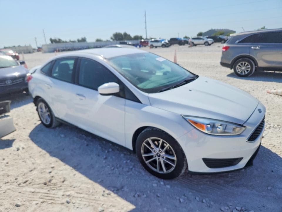 2018 FORD FOCUS SE 4