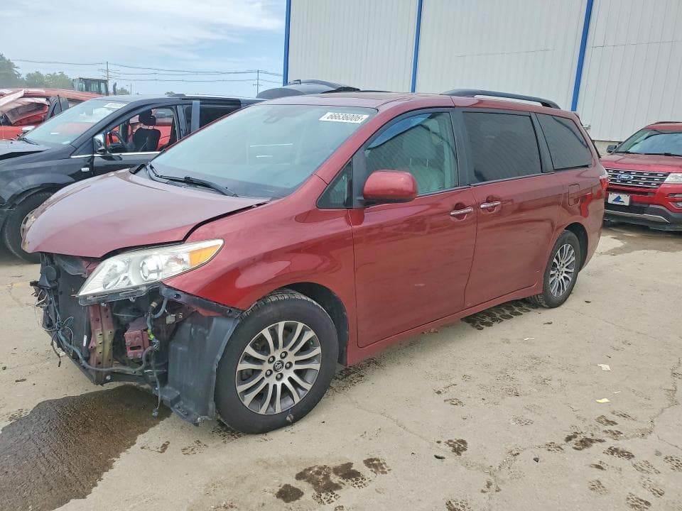 2018 TOYOTA SIENNA XLE PREMIUM 8-PASSENGER - 1