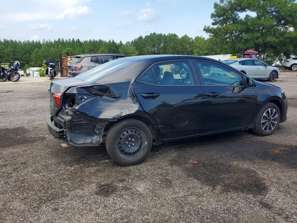 2019 TOYOTA COROLLA LE 3