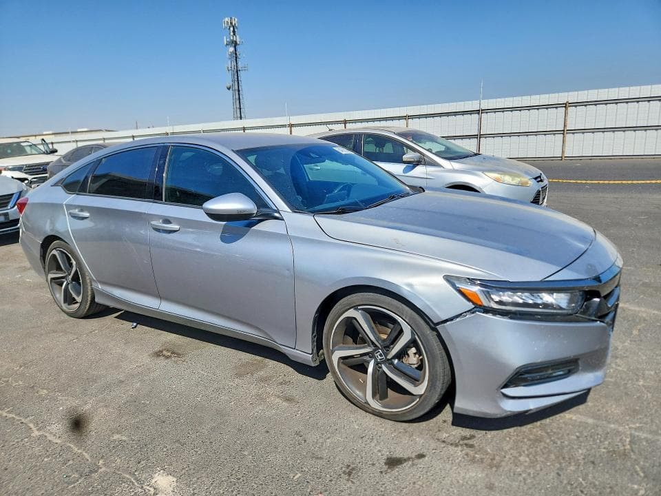 2018 HONDA ACCORD SPORT 4