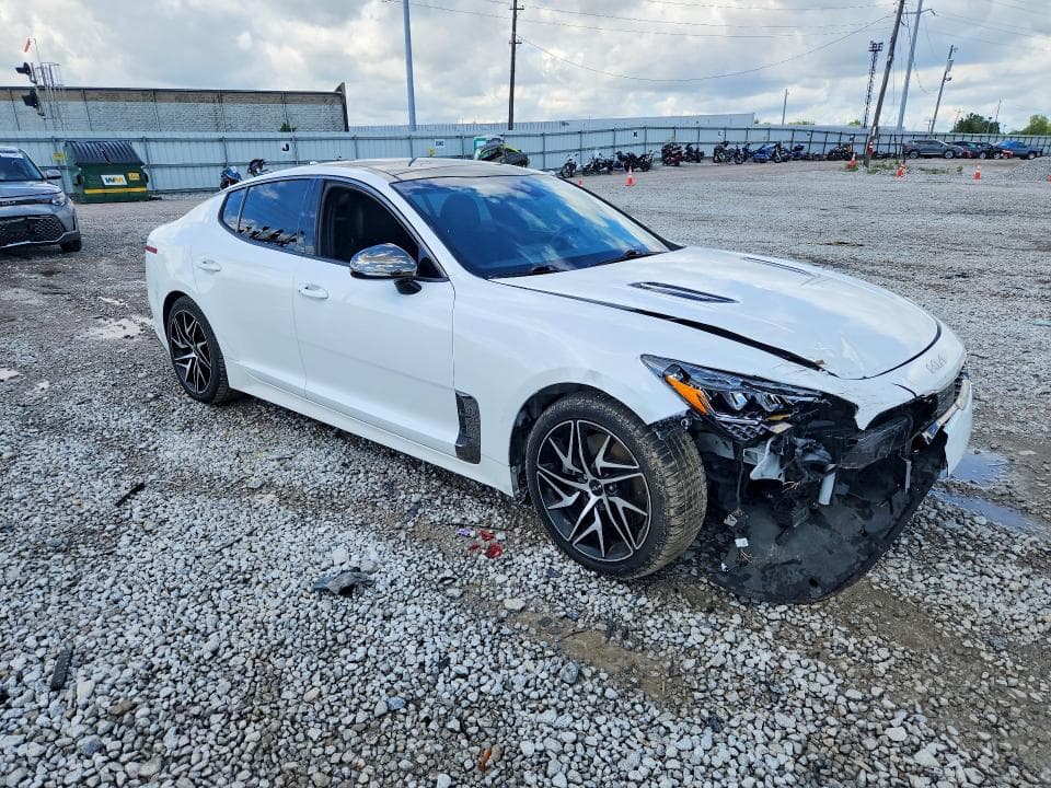 2022 KIA STINGER GT LINE 4