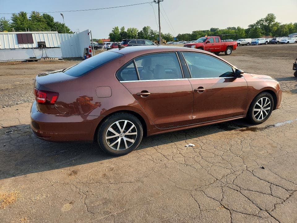 2017 VOLKSWAGEN JETTA SE 3