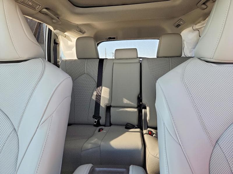 2026 TOYOTA GRAND HIGHLANDER LIMITED 10