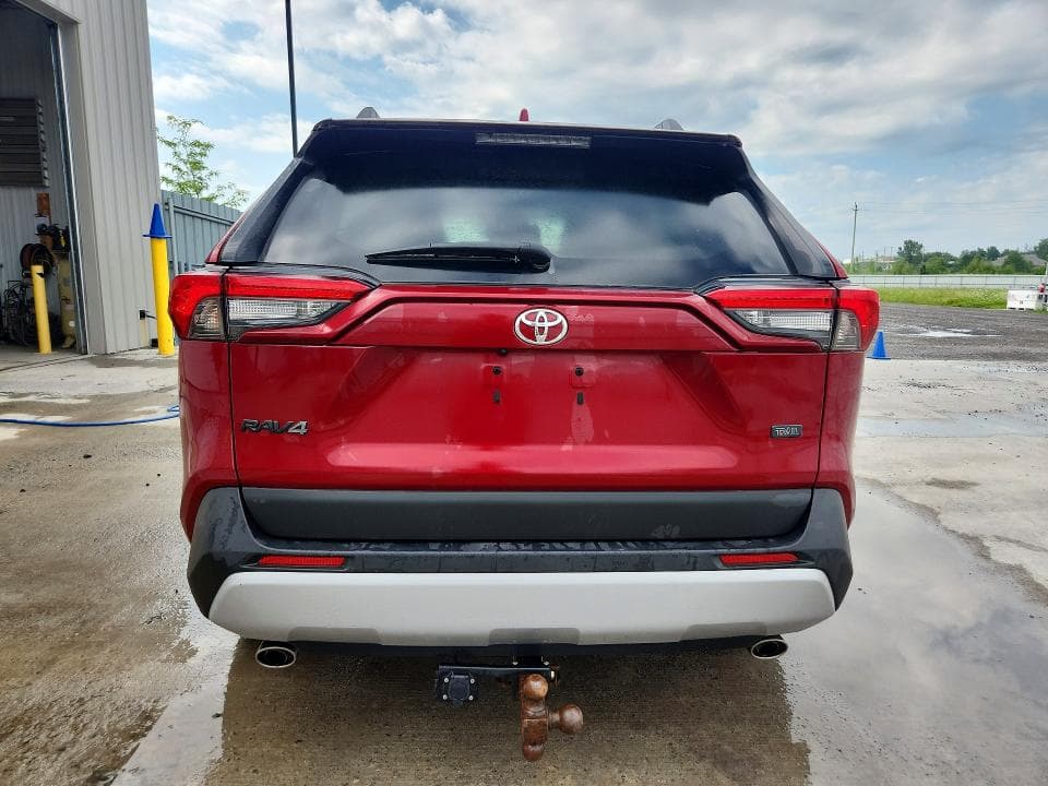2024 TOYOTA RAV4 ADVENTURE 6