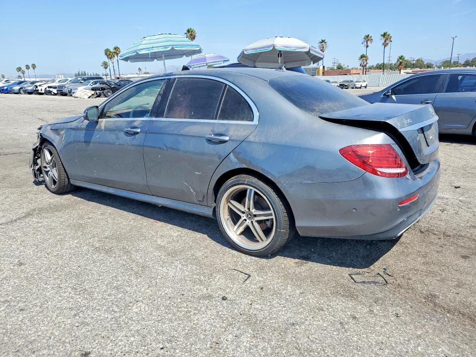 2017 MERCEDES-BENZ E 300 2