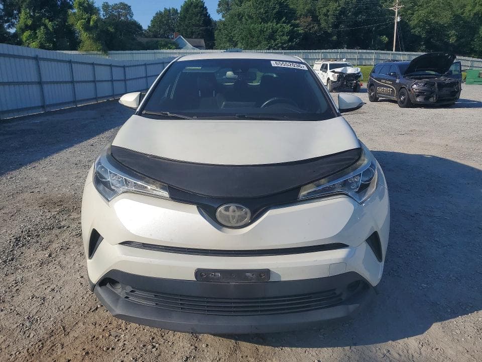 2018 TOYOTA C-HR XLE 5