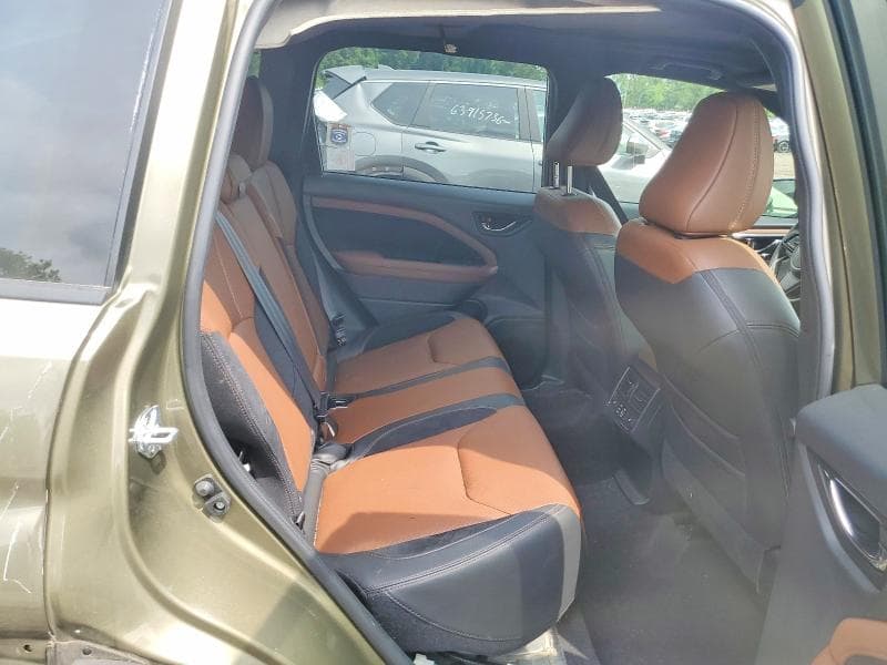 2025 SUBARU FORESTER TOURING 11