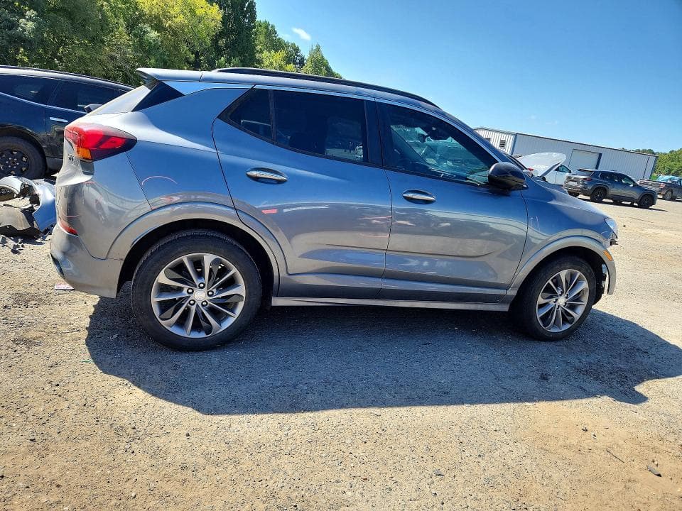 2021 BUICK ENCORE GX SELECT 3