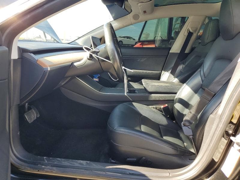 2018 TESLA MODEL 3 7
