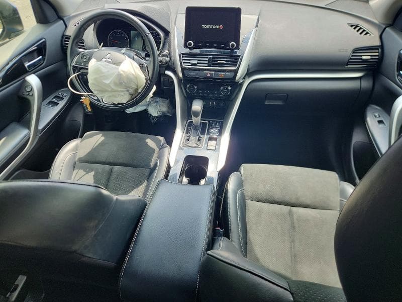 2024 MITSUBISHI ECLIPSE CROSS SE 8