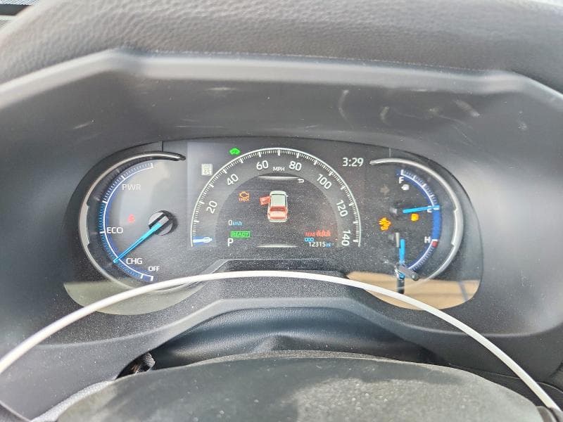 2025 TOYOTA RAV4 LE 9