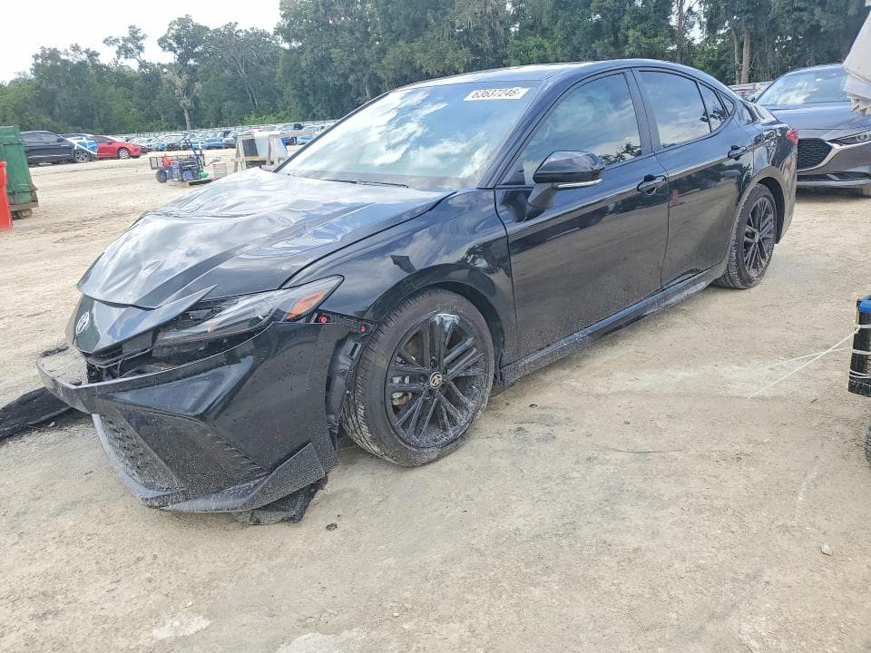 2025 TOYOTA CAMRY SE - 1