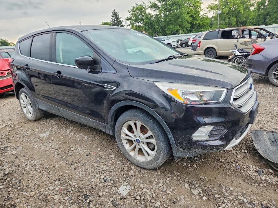 2019 FORD ESCAPE SE 4