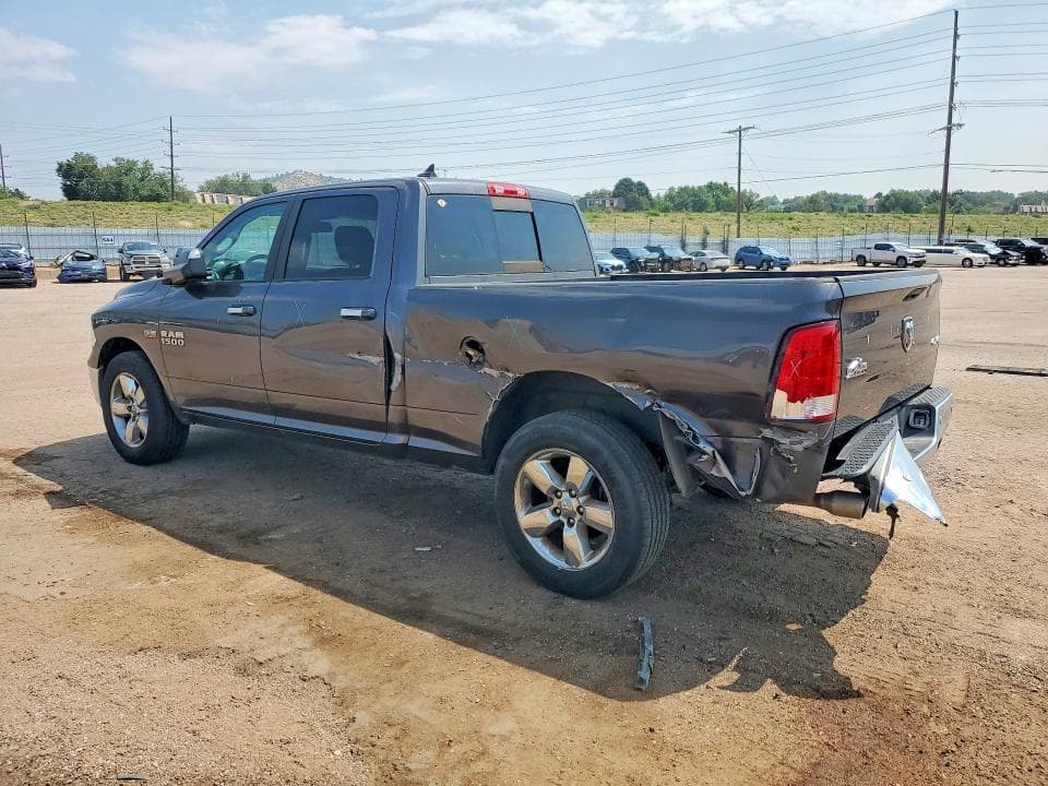 2018 RAM 1500 SLT 2