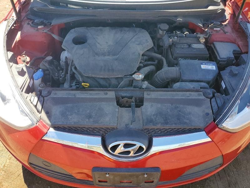 2017 HYUNDAI VELOSTER BASE 11