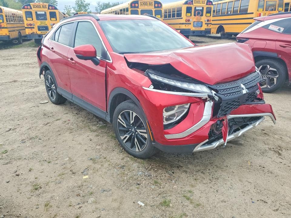 2024 MITSUBISHI ECLIPSE CROSS LE 4