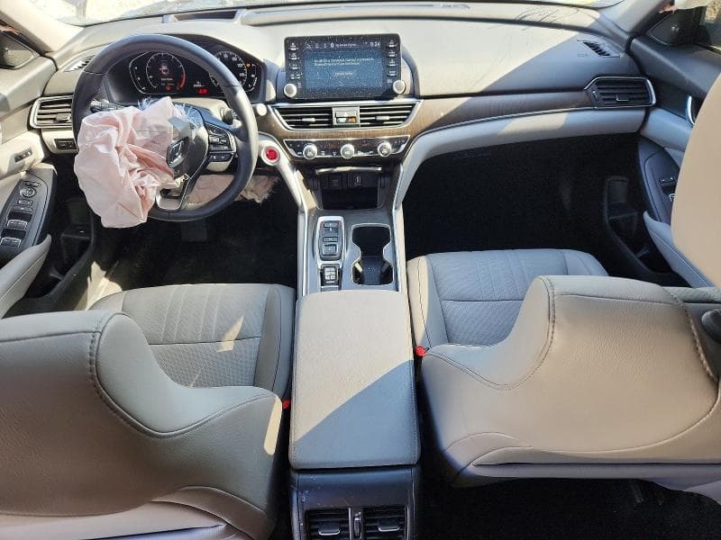 2018 HONDA ACCORD TOURING 8