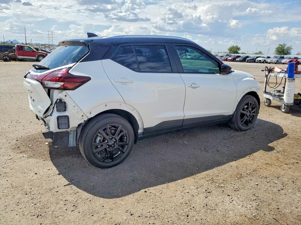 2023 NISSAN KICKS SV 3