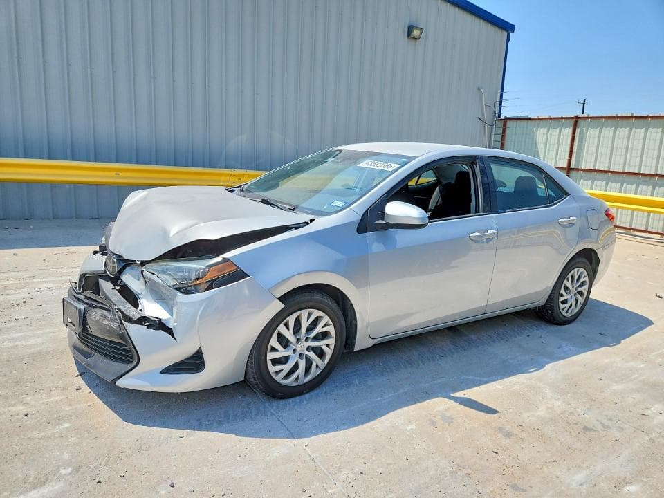 2018 TOYOTA COROLLA LE - 1
