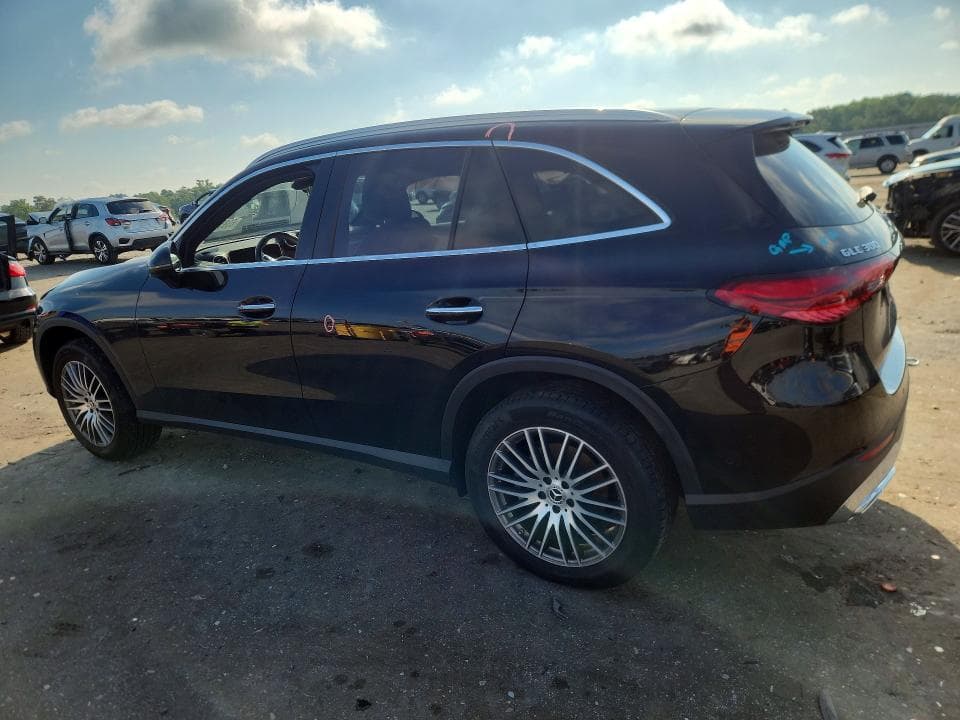 2024 MERCEDES-BENZ GLC 300 4MATIC 2