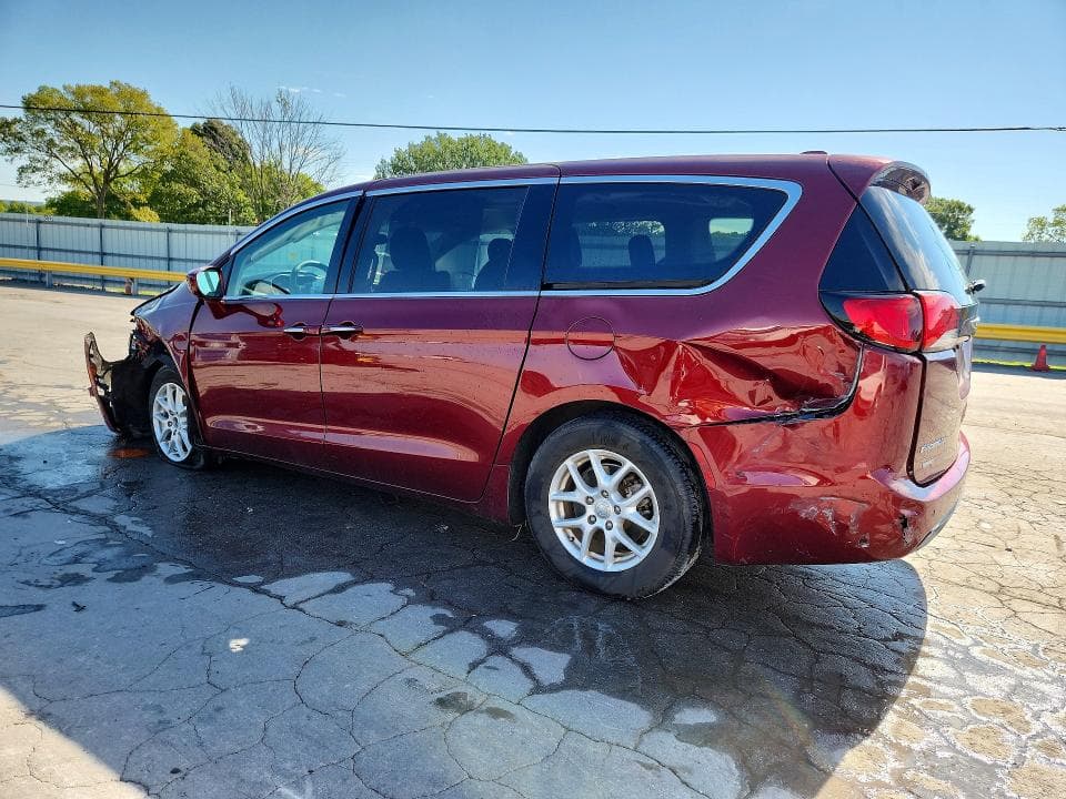 2020 CHRYSLER PACIFICA TOURING 2