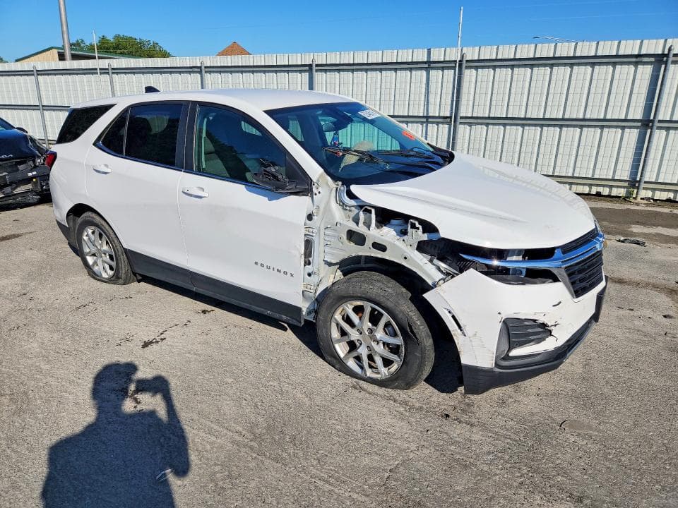 2022 CHEVROLET EQUINOX LT 4