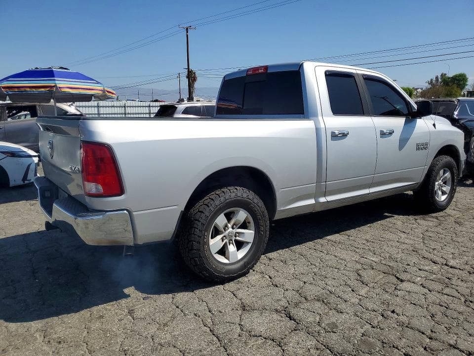 2017 RAM 1500 SLT 3