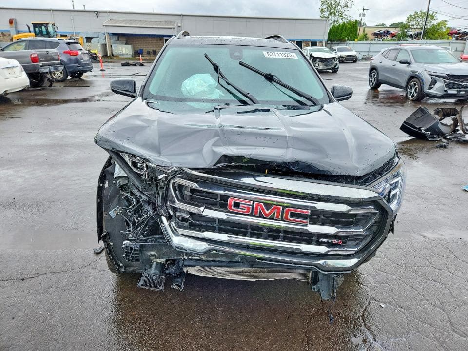 2023 GMC TERRAIN AT4 5