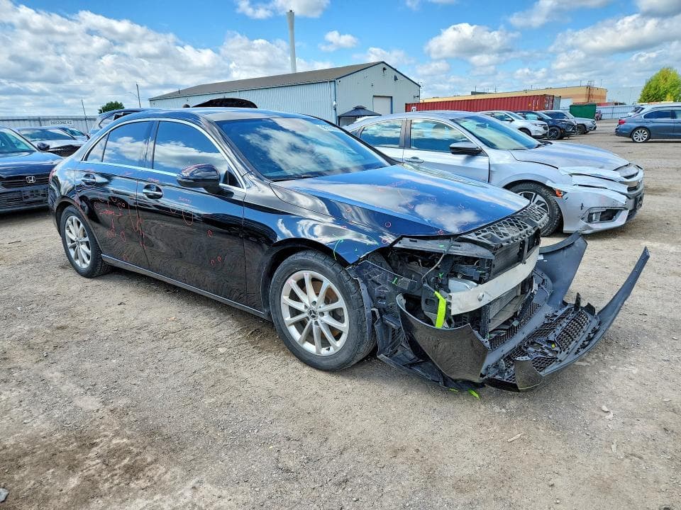 2021 MERCEDES-BENZ A 220 4MATIC 4