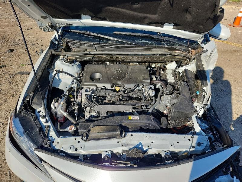 2023 TOYOTA CAMRY XLE 11