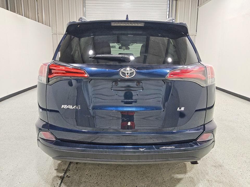 2018 TOYOTA RAV4 LE 6