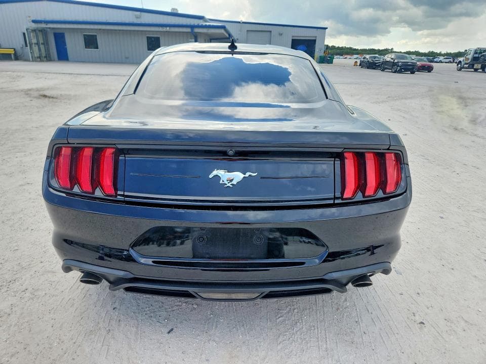 2022 FORD MUSTANG 6