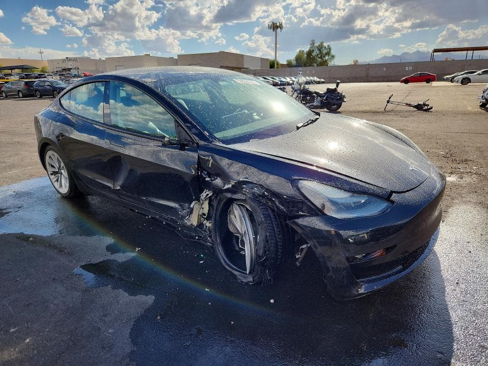 2023 TESLA MODEL 3 4