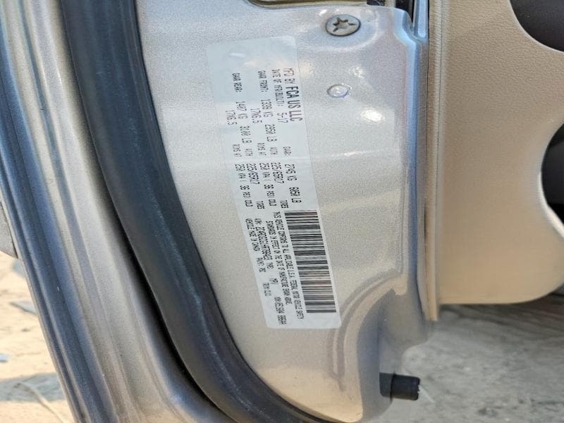 2017 DODGE GRAND CARAVAN SXT 13