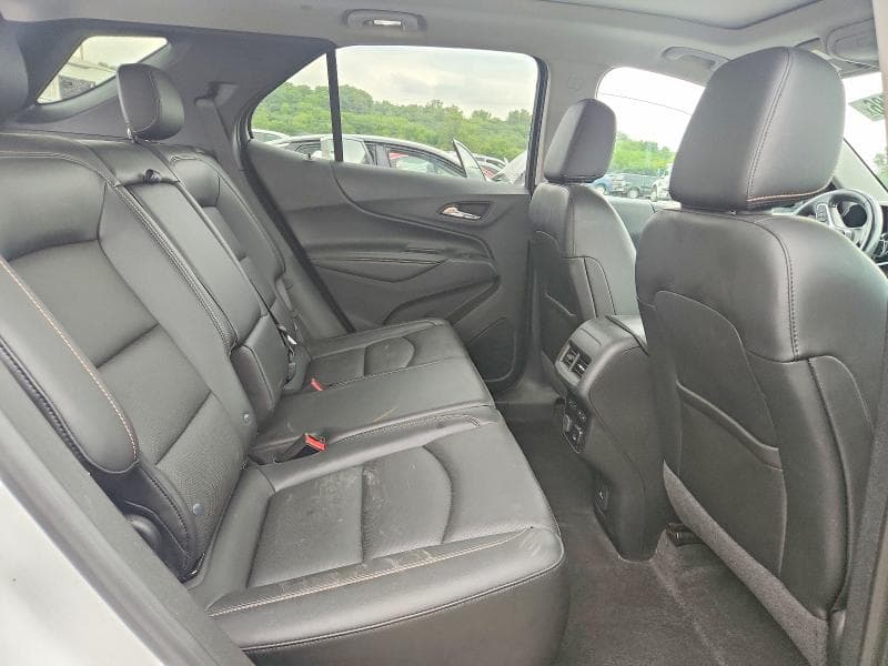 2018 CHEVROLET EQUINOX PREMIER 11