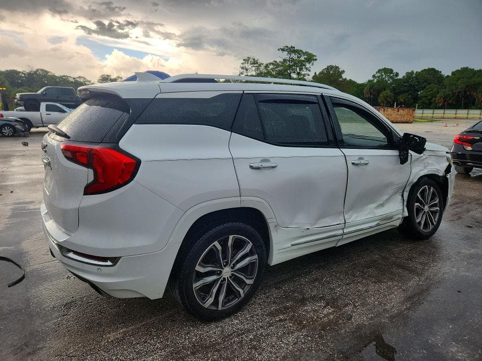 2018 GMC TERRAIN DENALI 3