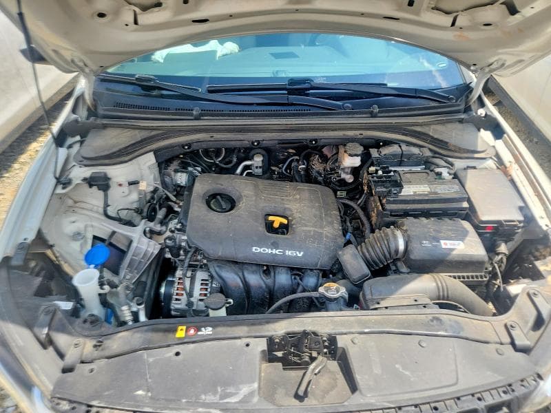 2017 HYUNDAI ELANTRA SE 11
