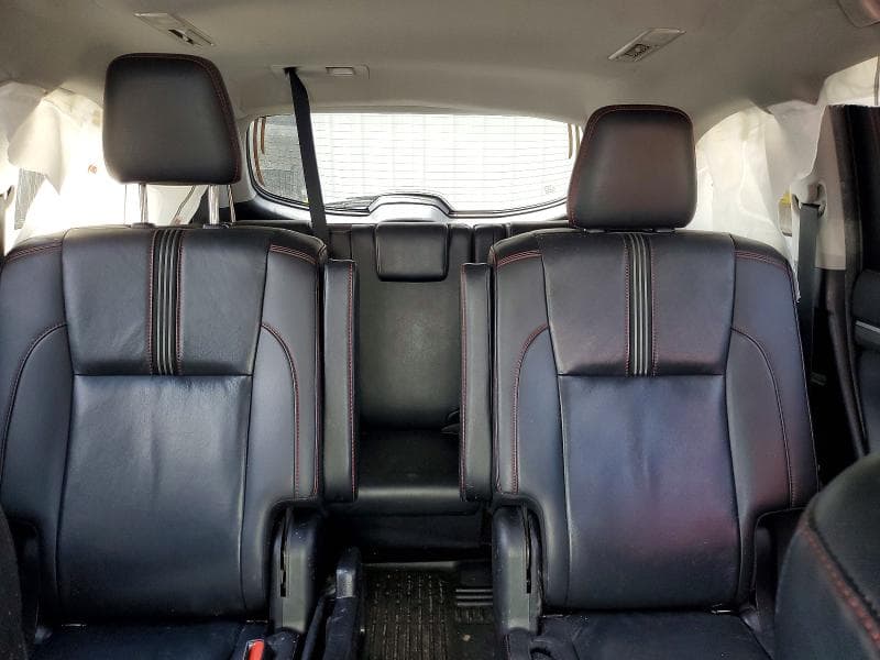 2019 TOYOTA HIGHLANDER SE 10