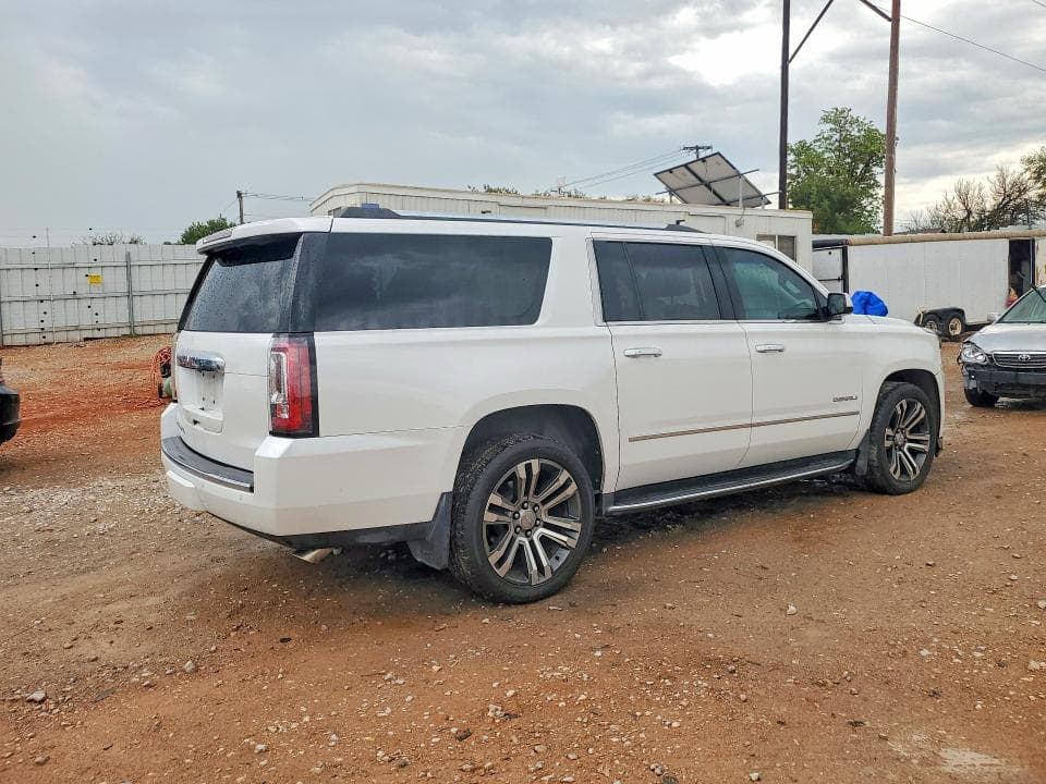 2017 GMC YUKON XL DENALI 3