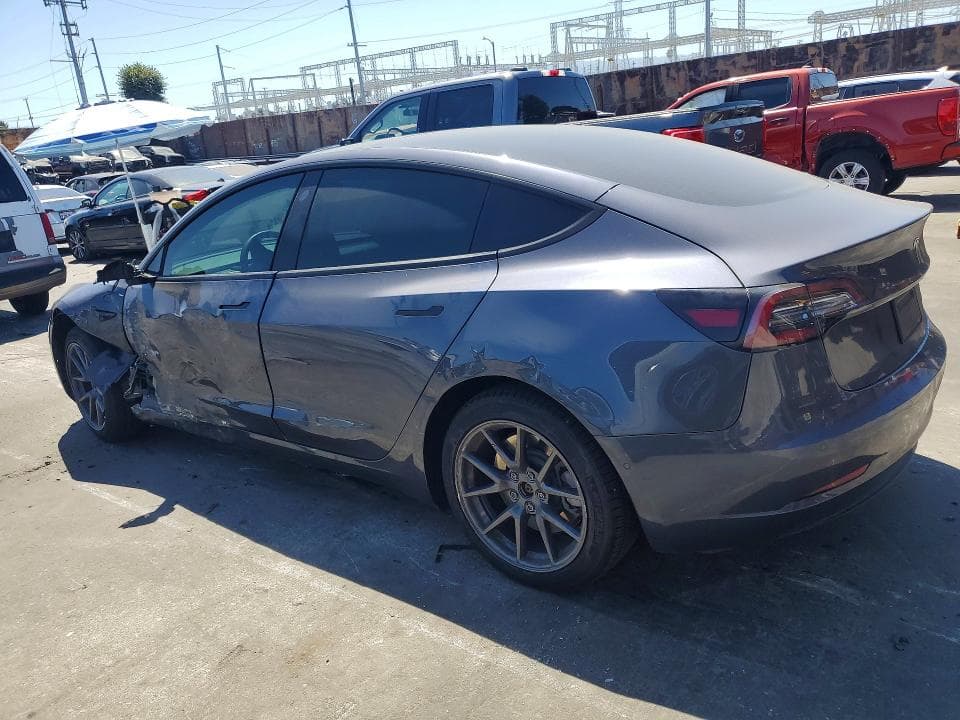 2022 TESLA MODEL 3 2