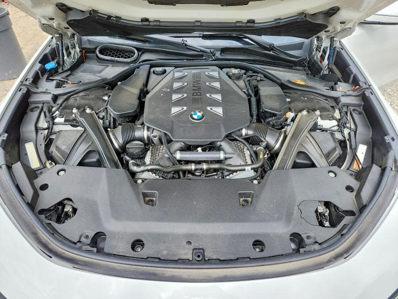 2023 BMW 760 XI 11