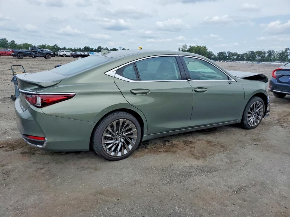 2024 LEXUS ES 300H ULTRA LUXURY 3
